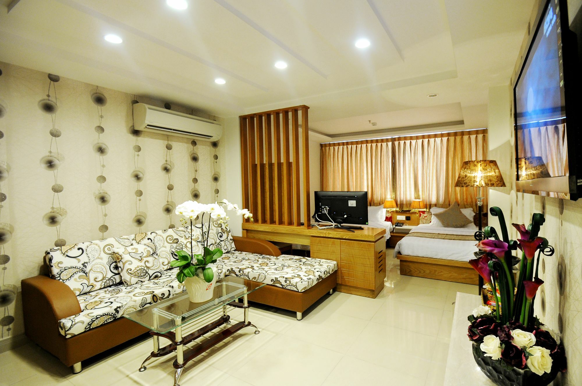 ホアン タイ ホテル ホーチミン市 エクステリア 写真